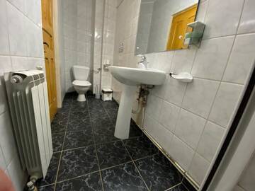 Фото номера Трехместный номер с общей ванной комнатой Гостевой дом Villa Doina Ecotour г. Мороэни 44