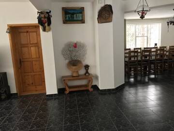 Фото номера Трехместный номер с общей ванной комнатой Гостевой дом Villa Doina Ecotour г. Мороэни 13