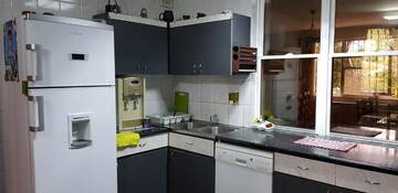 Фото номера Трехместный номер с общей ванной комнатой Гостевой дом Villa Doina Ecotour г. Мороэни 36